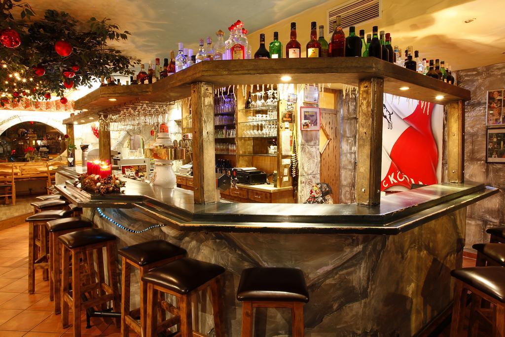 Warsteinerhof By Centro Comfort Cologne Exterior photo