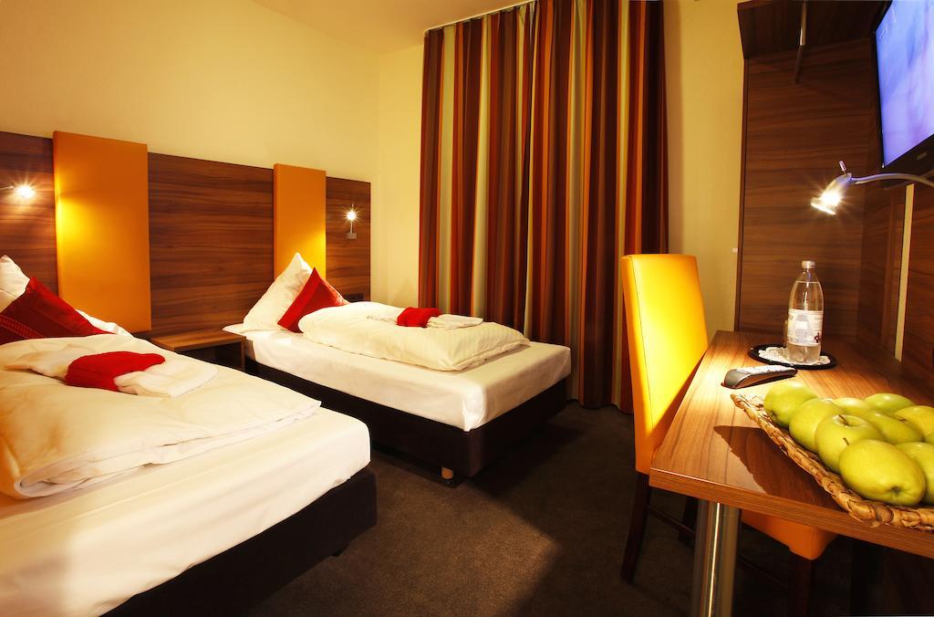 Warsteinerhof By Centro Comfort Cologne Room photo