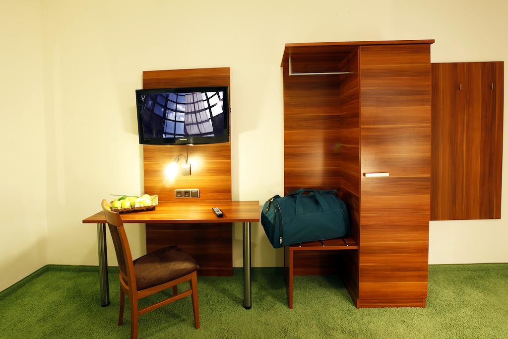 Warsteinerhof By Centro Comfort Cologne Room photo